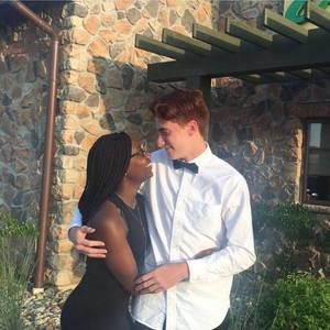 Meet your Posher, Zoe